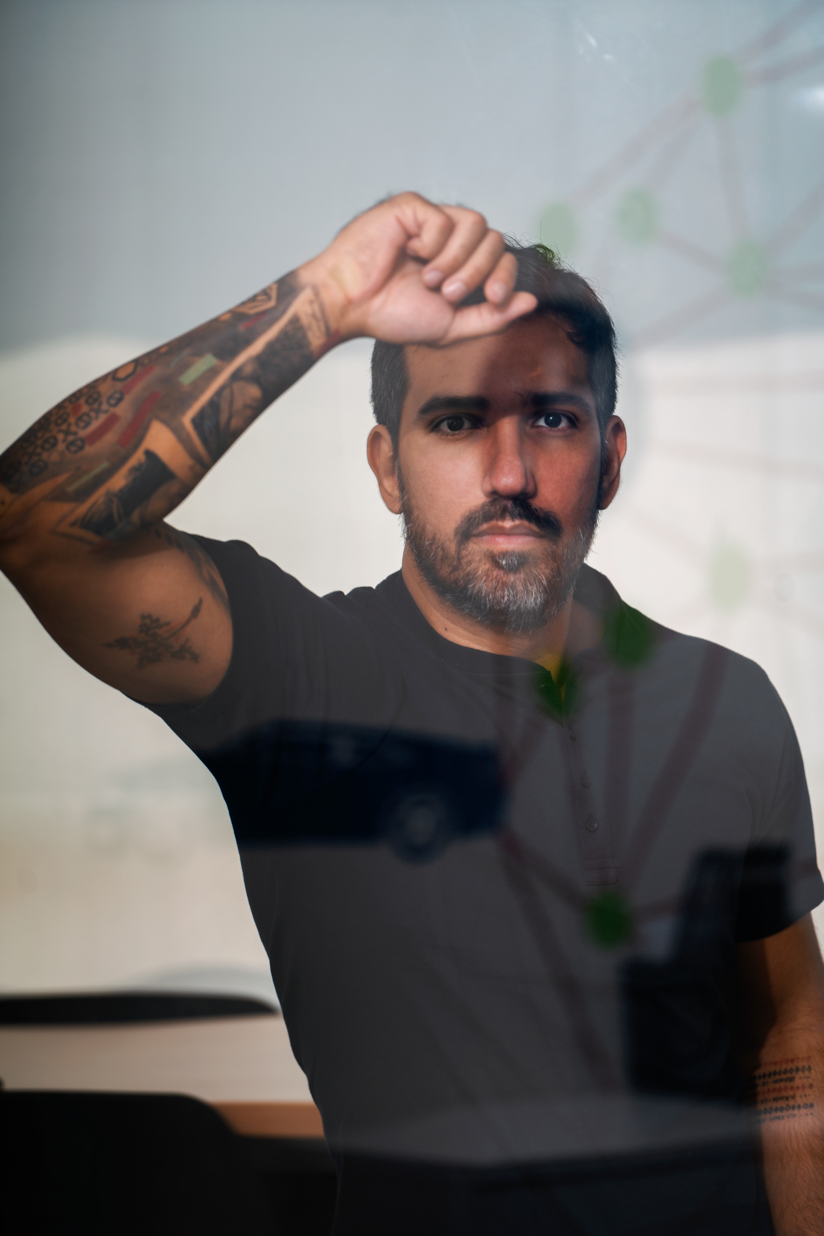 Alexander Milano — trabajando en pizarra